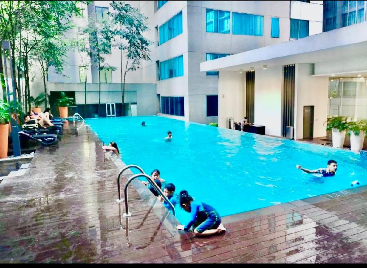 Summer Suites Near Klcc Kuala Lumpur Esterno foto