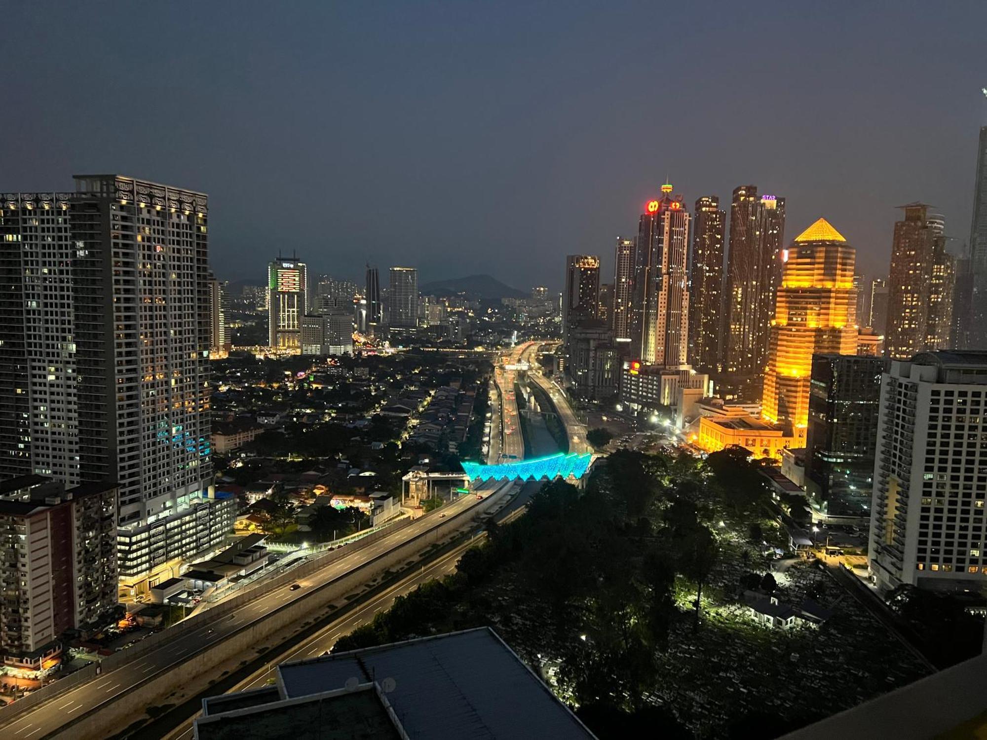 Summer Suites Near Klcc Kuala Lumpur Esterno foto