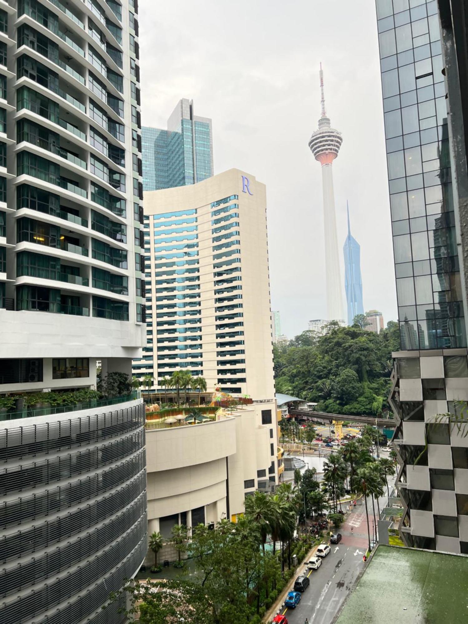 Summer Suites Near Klcc Kuala Lumpur Esterno foto